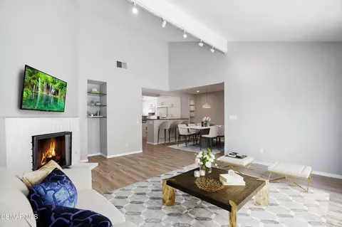 2181 Olivewood Dr, Thousand Oaks, CA 91362