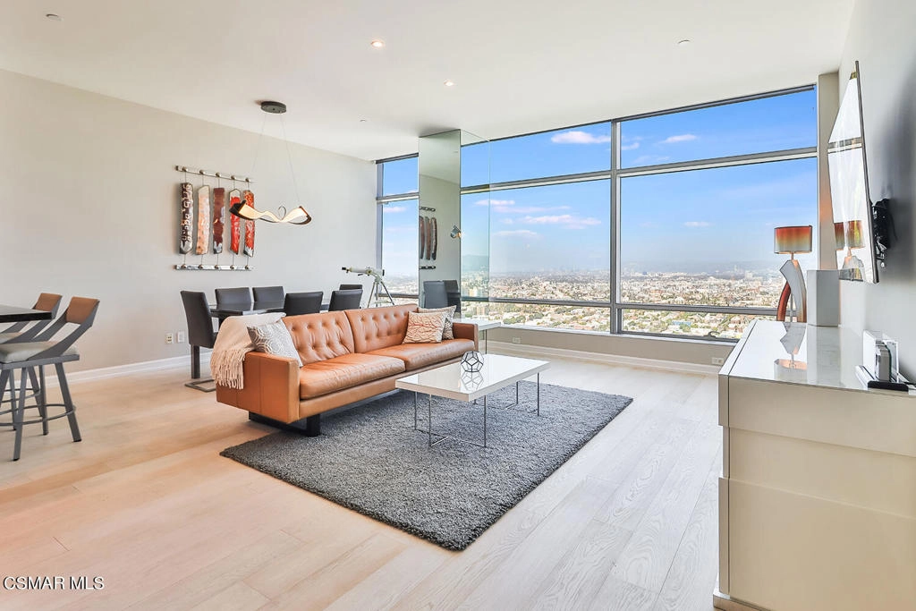 900 W Olympic Blvd Unit 34D  