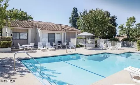 2040 Birchdale Ct, Thousand Oaks, CA 91362