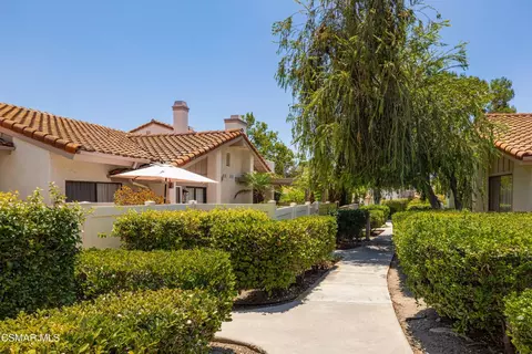 2223 Wetstone Dr, Thousand Oaks, CA 91362