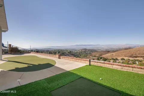 2355 Avenida Otono, Thousand Oaks, CA 91362