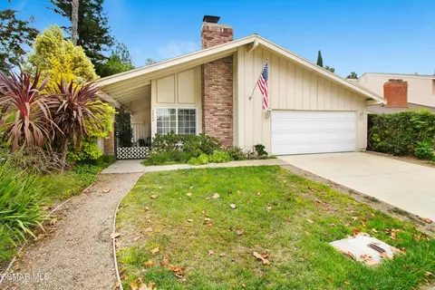 2040 Shady Brook Dr, Thousand Oaks, CA 91362