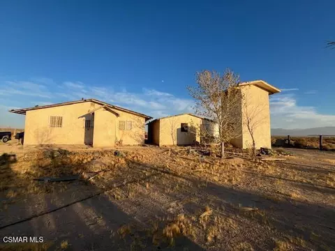 55777 Lantana St, Lucerne Valley, CA 92356