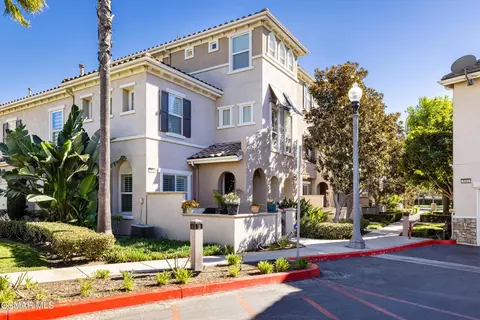 3333 Rockhampton Dr, Camarillo, CA 93012