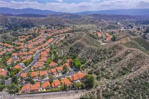 Shadow Valley Lane, Saugus, CA 91390 photo 5