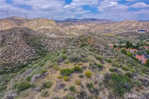 Shadow Valley Lane, Saugus, CA 91390 photo 7