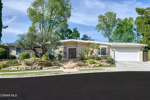 24115 Bessemer St, Woodland Hills, CA 91367