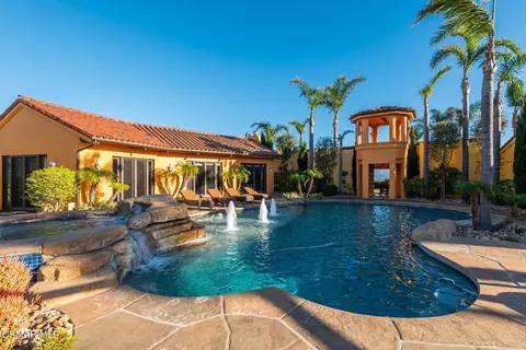 Exterior - 2065 E La Loma Ave, Somis, CA 93066 photo 5 of 20