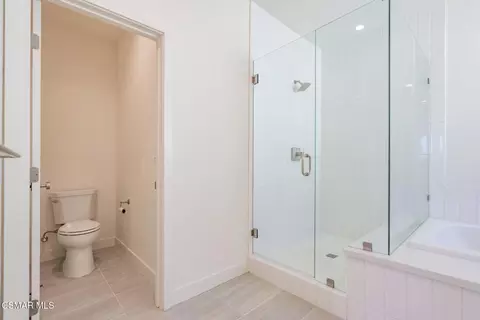Bath - 4687 Summit Ave, Simi Valley, CA 93063 photo 5 of 10