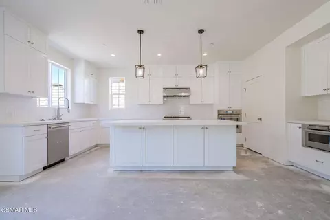 Kitchen - 4687 Summit Ave, Simi Valley, CA 93063 photo 1 of 6