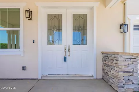 Entry Way - 4687 Summit Ave, Simi Valley, CA 93063 photo 1 of 7