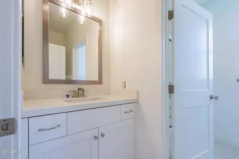 Bath - 4687 Summit Ave, Simi Valley, CA 93063 photo 8 of 10
