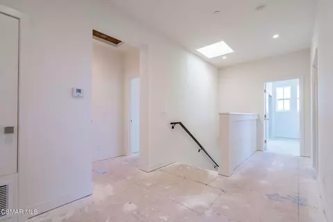Entry Way - 4687 Summit Ave, Simi Valley, CA 93063 photo 5 of 7