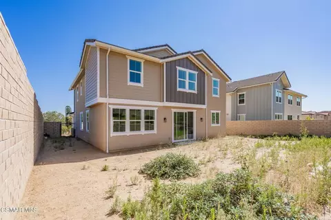 Exterior - 4699 Summit Ave, Simi Valley, CA 93063 photo 7 of 9