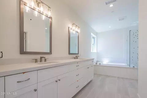 Bath - 4699 Summit Ave, Simi Valley, CA 93063 photo 2 of 13