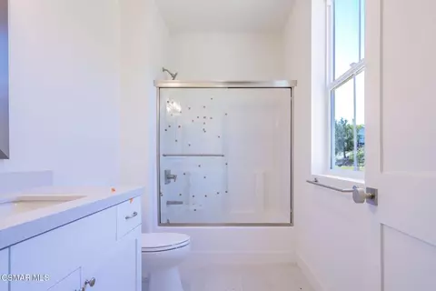 Bath - 4699 Summit Ave, Simi Valley, CA 93063 photo 9 of 13