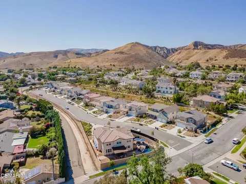 View/Area - 4699 Summit Ave, Simi Valley, CA 93063 photo 3 of 4