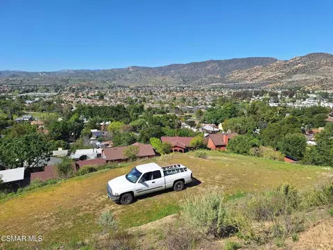 6150 Ash St, Simi Valley, CA 93063