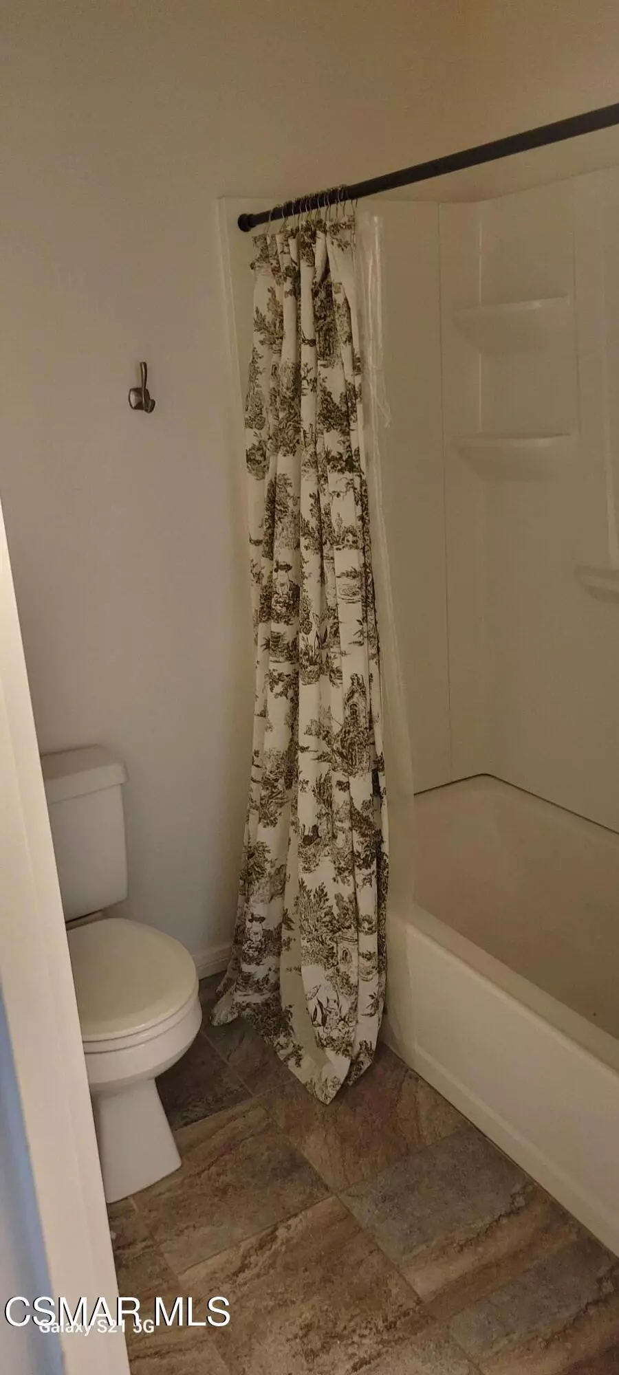 Bath - 2713 Antonio Dr #108, Camarillo, CA 93010 photo 3 of 4
