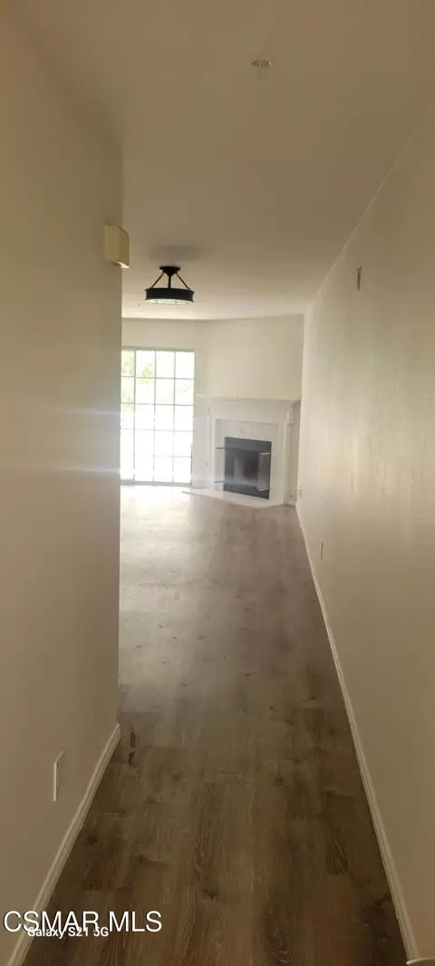 Entry Way - 2713 Antonio Dr #108, Camarillo, CA 93010 photo 1 of 2