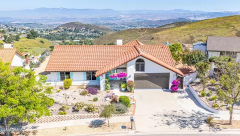 2343 Avenida Otono, Thousand Oaks, CA 91362