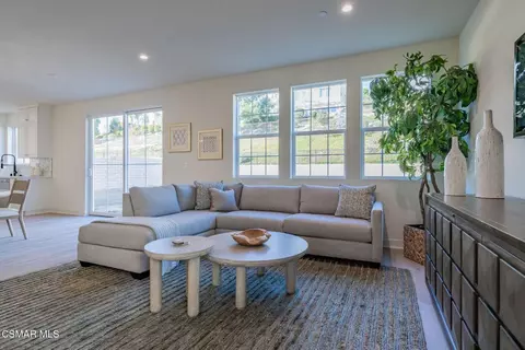 Living - 4679 Summit Ave, Simi Valley, CA 93063 photo 3 of 3