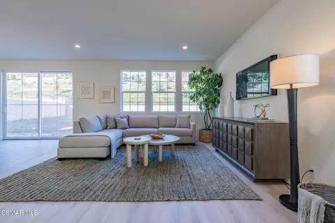 Living - 4679 Summit Ave, Simi Valley, CA 93063 photo 2 of 3