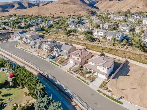 View/Area - 4679 Summit Ave, Simi Valley, CA 93063 photo 4 of 4