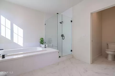 Bath - 4679 Summit Ave, Simi Valley, CA 93063 photo 7 of 11