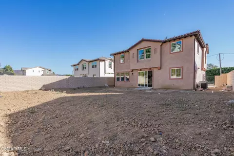Exterior - 4679 Summit Ave, Simi Valley, CA 93063 photo 6 of 8
