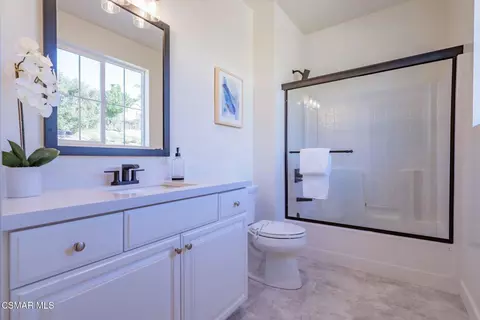 Bath - 4679 Summit Ave, Simi Valley, CA 93063 photo 8 of 11
