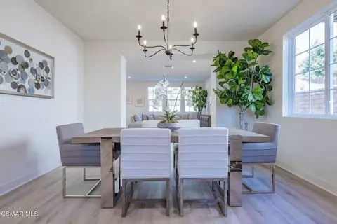 Dining - 4679 Summit Ave, Simi Valley, CA 93063 photo 2 of 7