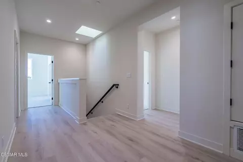 Entry Way - 4679 Summit Ave, Simi Valley, CA 93063 photo 3 of 4