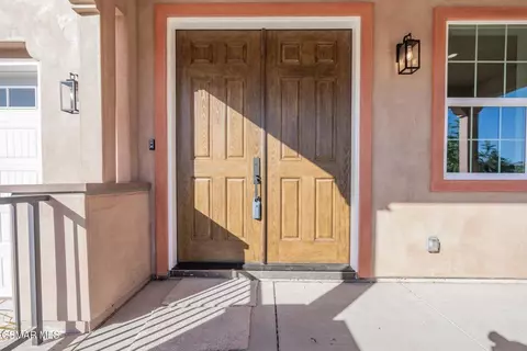 Entry Way - 4679 Summit Ave, Simi Valley, CA 93063 photo 1 of 4