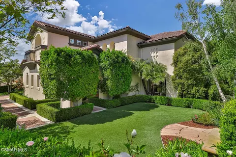 2589 Featherwood St, Westlake Village, CA 91362