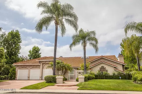 29366 Laro Dr, Agoura Hills, CA 91301