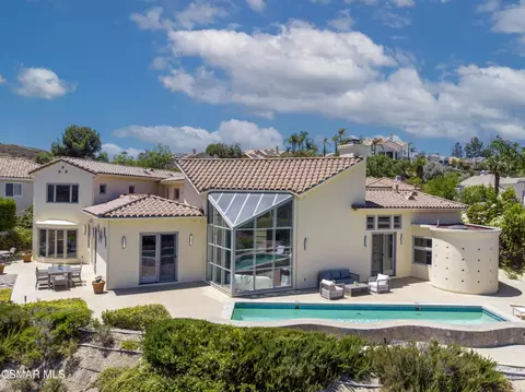 5908 Vista De La Luz, Woodland Hills, CA 91367