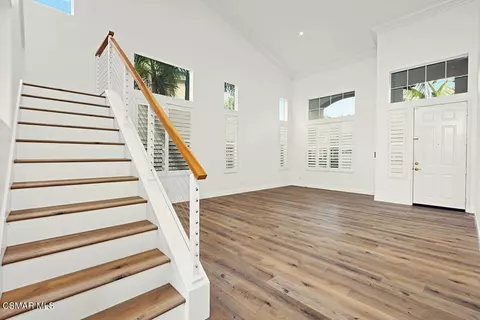 Living - 2336 Summerwind Pl, Carlsbad, CA 92008 photo 4 of 7