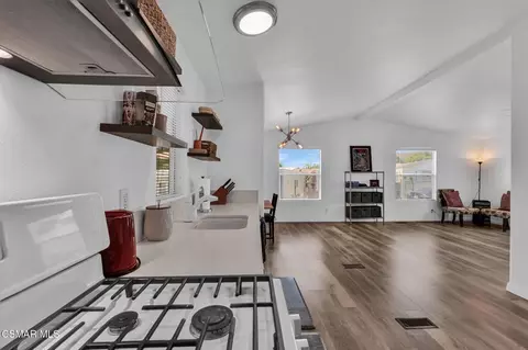198 Skyline Dr #52, Thousand Oaks, CA 91362
