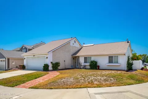 241 Cottonwood Ln, Fillmore, CA 93015