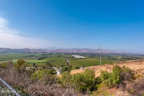 1065 Garrido Dr, Camarillo, CA 93010 photo 24