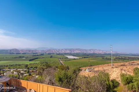 1065 Garrido Dr, Camarillo, CA 93010 photo 13