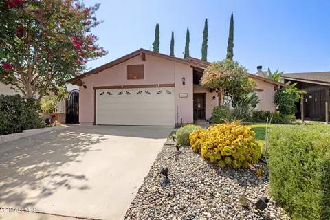 2085 Bolivar Ct, Simi Valley, CA 93063