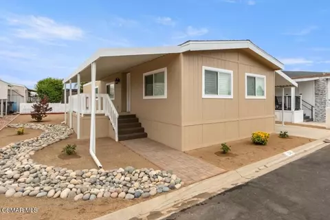 15750 Arroyo Dr #214, Moorpark, CA 93021