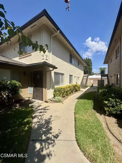2014 Avenida Placida #4, Simi Valley, CA 93063