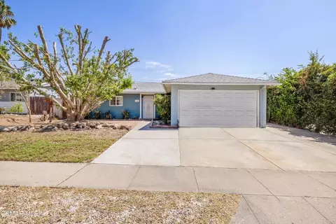 2320 Lupin St, Simi Valley, CA 93065
