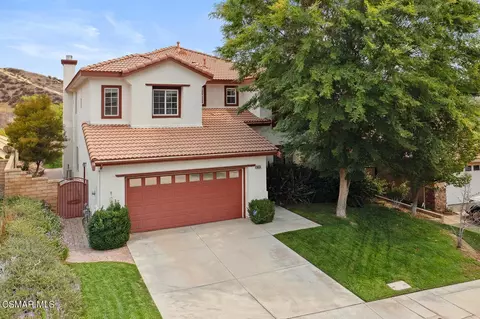28514 High Ridge Dr, Santa Clarita, CA 91390