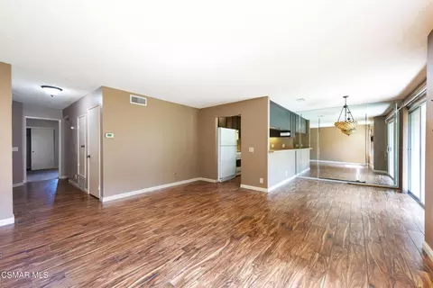 Living - 1772 Sinaloa Rd #189, Simi Valley, CA 93065 photo 2 of 5