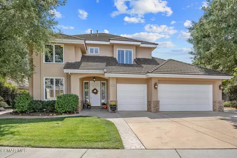 490 Ravensbury St, Lake Sherwood, CA 91361