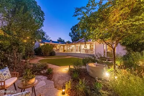 5520 Fairview Pl, Agoura Hills, CA 91301